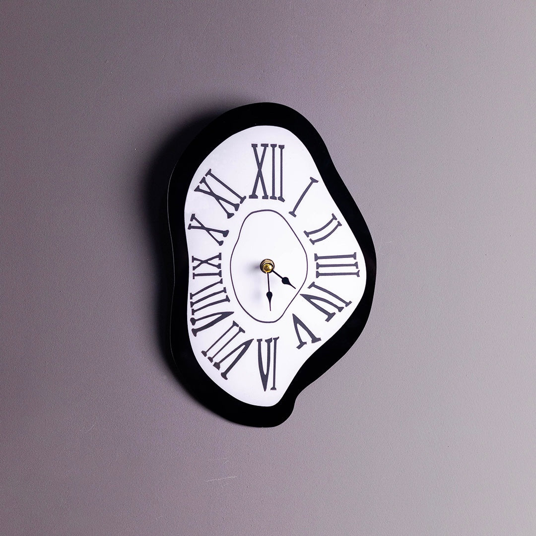 Wall Black Melting Clock