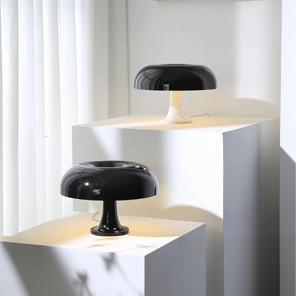 Black/White Mushroom Lamp