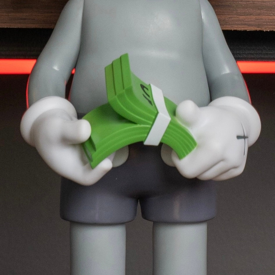 Kaws Cash Figure - Open Edition - Silver