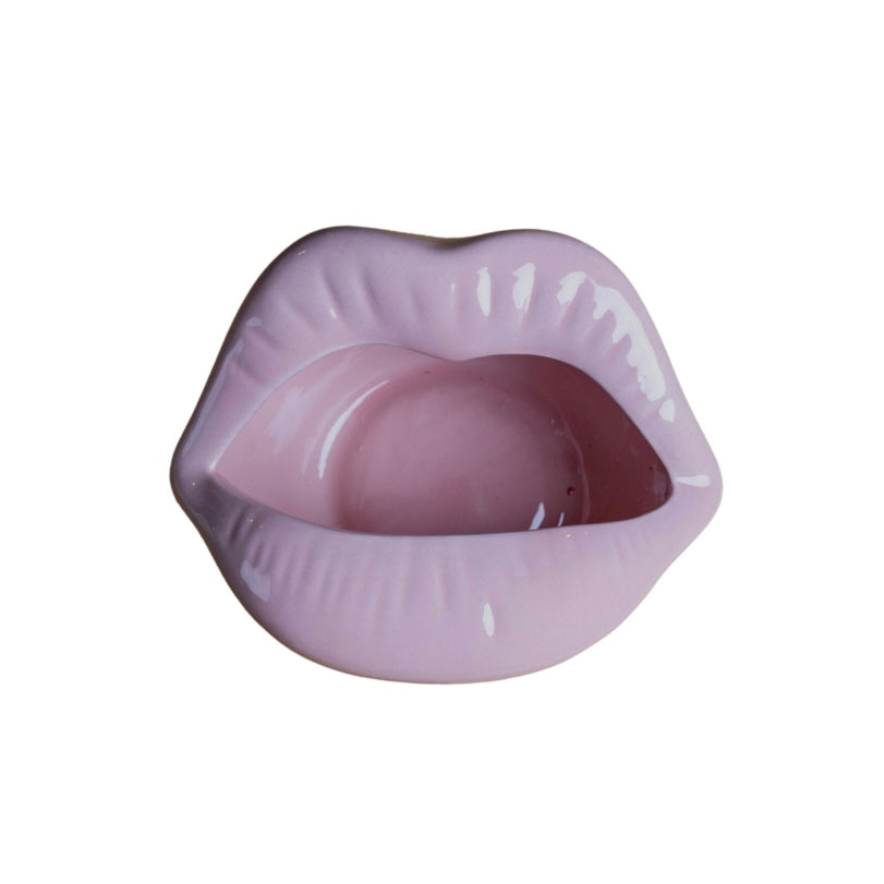 Lip Ashtray